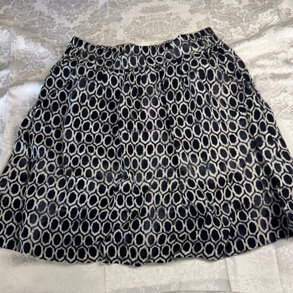 LOFT Navy Blue and White Patterned Skater Skirt size S